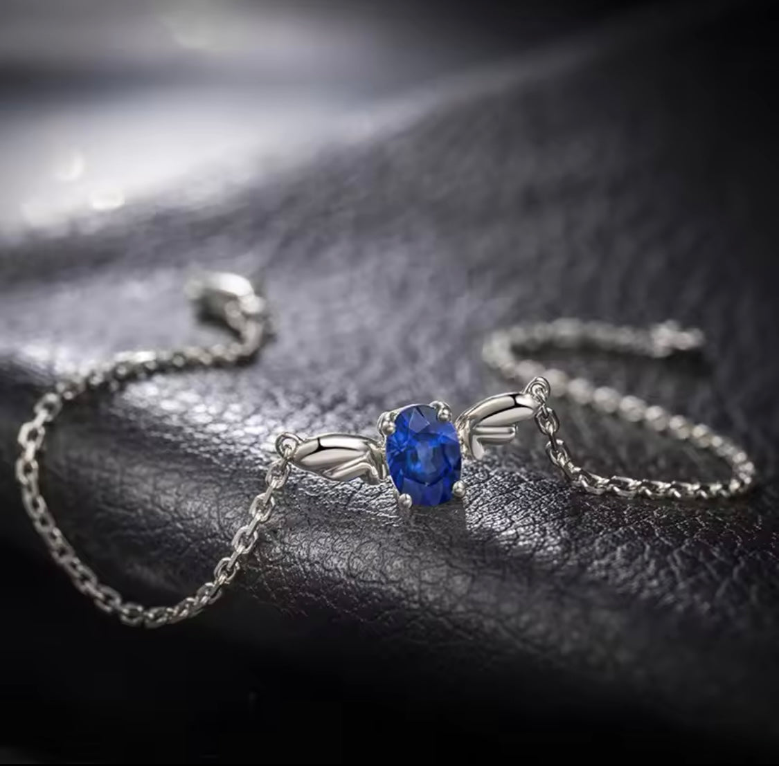18Kt White Gold 0.74 ct Sapphire Bracelet