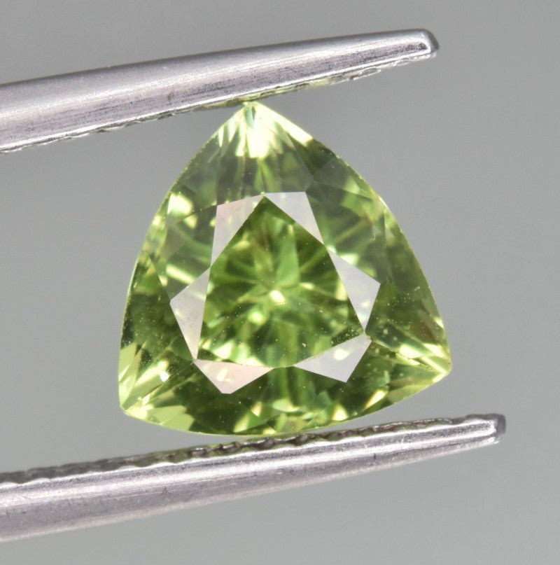 Natural Peridot 2.35 ct – Green, Trillion Cut, Untreated, Suppat Mine