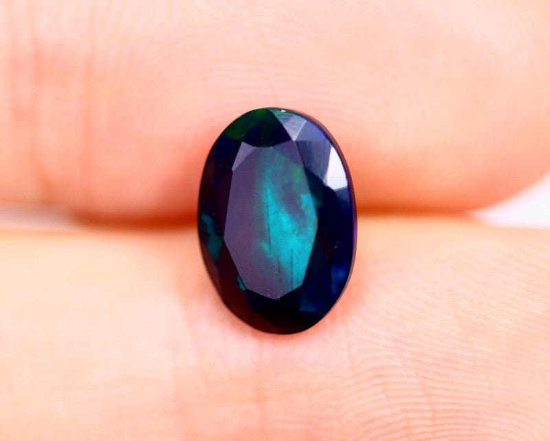Natural Welo Smoked Opal 1.41 ct – Oval Faceted Cut