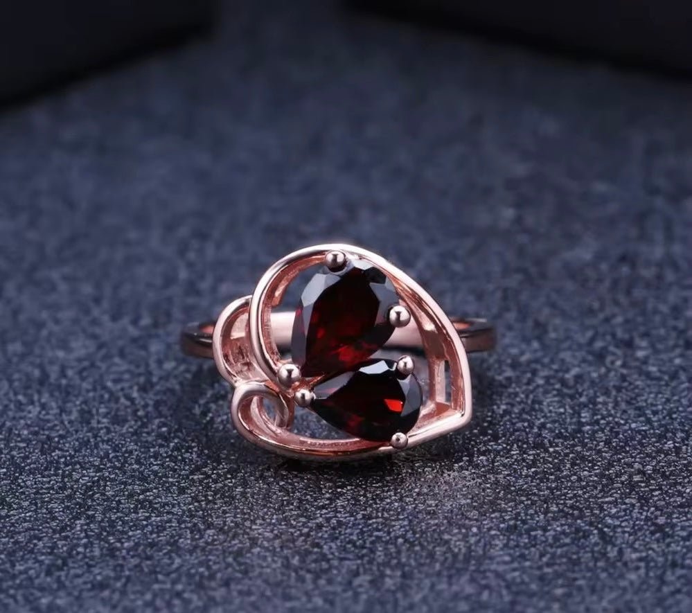 Silver Ring with Natural Garnet 2.20 ct – Drop Cut, Rose Gold Plated